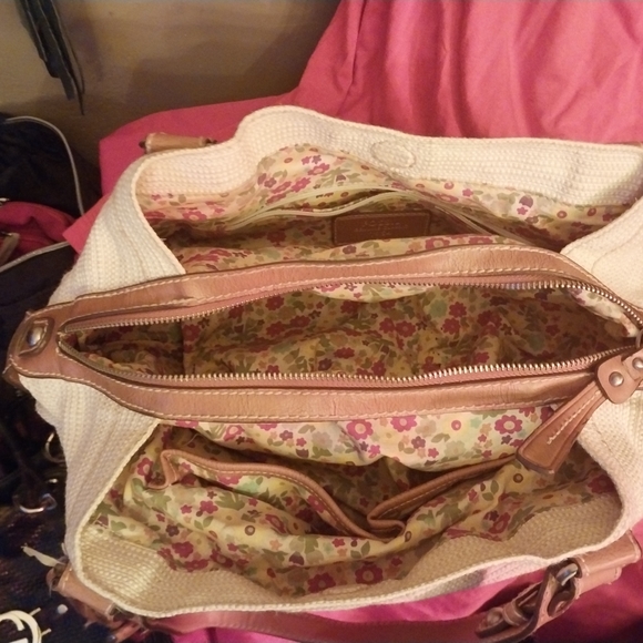 Straw Fossil Purse - Picture 2 of 2